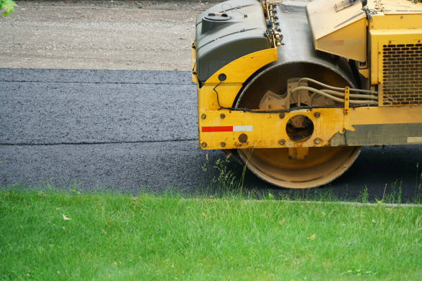 Best Driveway Paving Contractor  in Davis, CA